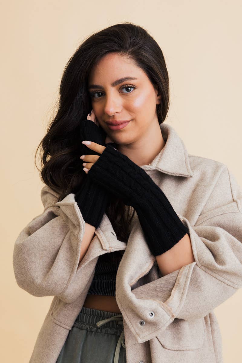 Cable Knit Fingerless Gloves